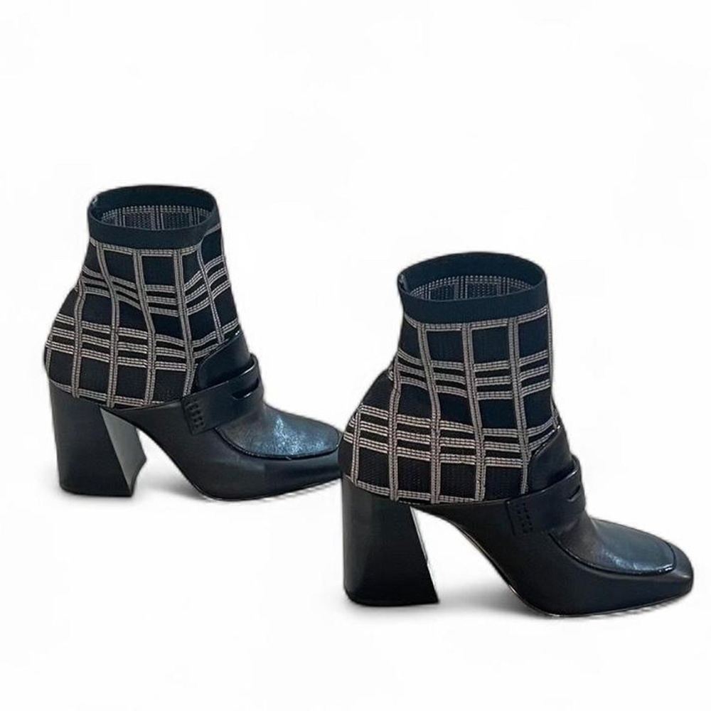 Louise et Cie Izel Sock Bootie Black Leather Size 8.5 / 38.5 - Picture 1 of 6